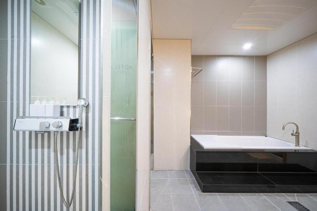 Hotel Core Naju Εξωτερικό φωτογραφία